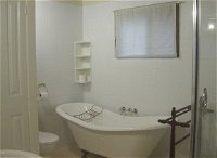 Cosy Cottage - Holiday Home - Surfers Gold Coast