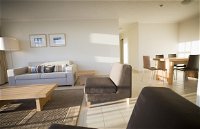 BreakFree Beachpoint Apartments - Tourism Canberra