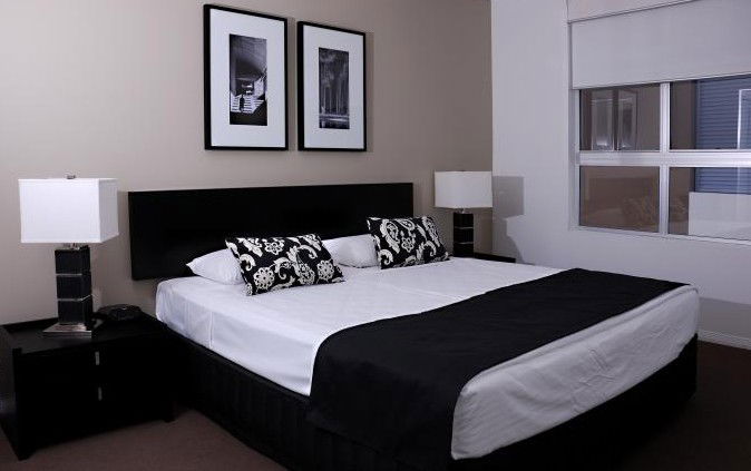 Varsity Lakes QLD Accommodation Perth