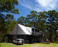 Wolfes Landing Eco Stay - Mackay Tourism