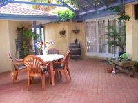 Greenways Hills Retreat - Accommodation QLD