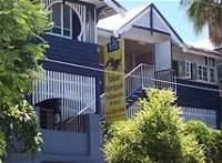 Blue Tongue Backpackers - Accommodation in Surfers Paradise