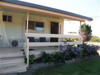 Baudin Budget Units 23 and Cottage - Mackay Tourism