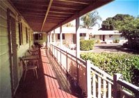Bottle Tree Gardens Motel - Accommodation Nelson Bay