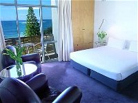 Hotel Dive - Accommodation in Surfers Paradise