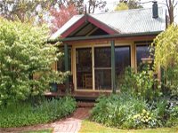 Willowlake Cottages - Townsville Tourism