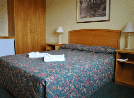 Meadowbrook Hotel - C Tourism