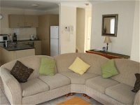Pacific Sun Gold Coast Holiday Townhouse - C Tourism