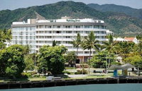 Holiday Inn Cairns - Tourism Brisbane