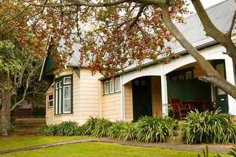 Shoalhaven Heads NSW Accommodation Airlie Beach