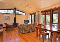 Bodhi Cottages - Accommodation in Surfers Paradise