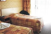 Tenterfield Bowling Club Motor Inn - Accommodation in Surfers Paradise