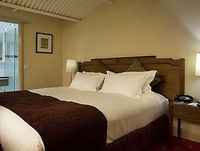 Grand Hotel Melbourne - Gold Coast 4U