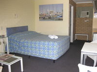 Twin Pines Motel - Tourism Adelaide