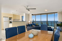 Seaview Resort - Accommodation Gold Coast