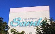 Desert Sands Serviced Apartments - Surfers Gold Coast