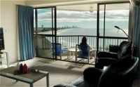 Gemini Court Holiday Apartments - Surfers Gold Coast