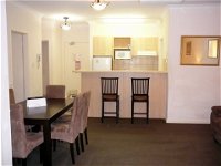 Dragonfly Apartment on Regal - Redcliffe Tourism