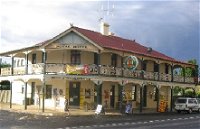 Royal Hotel Mandurama - Geraldton Accommodation
