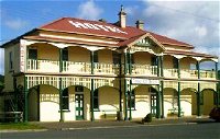Branxholm Hotel - Townsville Tourism
