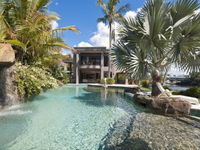 Gold Coast Holiday House Broadbeach - Tourism Cairns