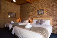 The Town House Motor Inn - Sundowner Goondiwindi - Accommodation Sydney