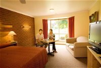 AAt 28 GOLDSMITHGolden Chain Motel - Geraldton Accommodation