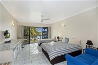 Hinchinbrook Marine Cove Motel - Geraldton Accommodation