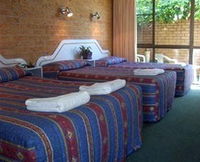 Golden Chain Port O'Call Motel - Lismore Accommodation