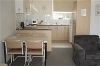 Glenelg Holiday Apartments-Corfu - Wagga Wagga Accommodation