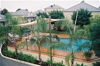 Bridges on Meninya Motel  Apartments - Accommodation Gold Coast