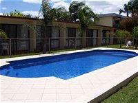 Sunraysia Motel and Holiday Apartments - Accommodation Cooktown
