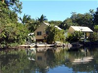 Tropic Oasis Holiday Villas - Accommodation Sunshine Coast
