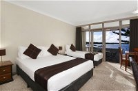 Waters Edge Country Comfort - Coogee Beach Accommodation