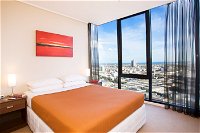 Melbourne Short Stay Apartments - Accommodation in Surfers Paradise