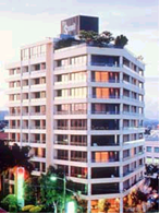 Summit Apartments Hotel - Surfers Gold Coast