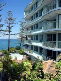Campbells Cove Beachfront Apartments - Redcliffe Tourism
