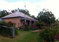 Cookes Cottage - Redcliffe Tourism