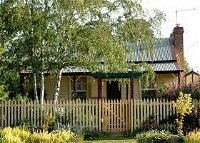 Rossmore Cottage - Lennox Head Accommodation