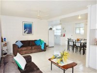 Lucinda Holiday Rentals  - Accommodation Nelson Bay