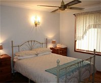 Caits Cottage Bed And Breakfast - Wagga Wagga Accommodation