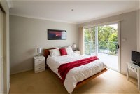The Lake Limo - Accommodation in Surfers Paradise