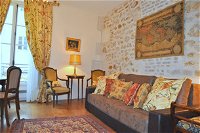 France Apartments and Cars - Accommodation NT