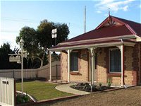 Brooking Cottage - Port Augusta Accommodation