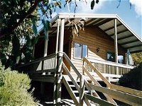 The Honeymyrtle Cottage - Whitsundays Tourism