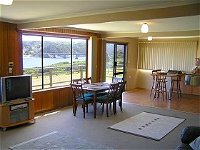 Authur River Beach House - Townsville Tourism