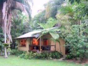 Currumbin Valley QLD Accommodation NT