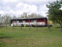 Mulgowie Country Cabins - Townsville Tourism