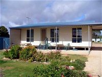 A Place To Stay - Lennox Head Accommodation