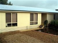 Footsteps At Normanville - Geraldton Accommodation